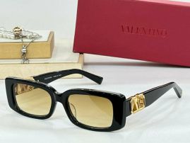 Picture of Valentino Sunglasses _SKUfw57426905fw